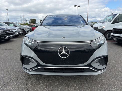 Used 2023 Mercedes-Benz EQS 580 4MATIC SUV image 2