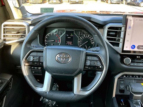 Used 2023 Toyota Tundra Limited image 5