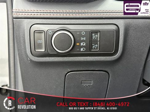Used 2024 Ford Mustang Premium RWD image 29