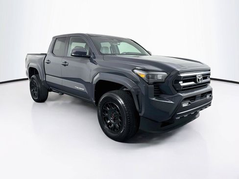 Certified 2025 Toyota Tacoma SR5 RWD image 9