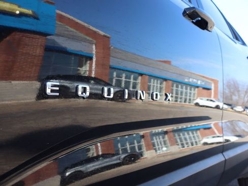 Used 2025 Chevrolet Equinox LT w/ Safety and Technology Package image 8