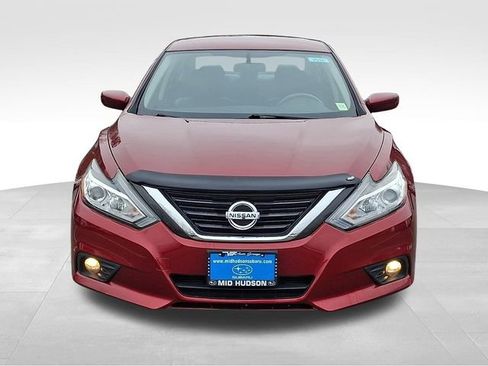 Used 2016 Nissan Altima 2.5 SV image 2