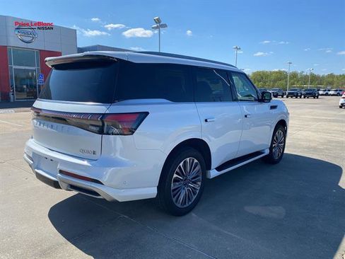 Used 2025 INFINITI QX80 Sensory image 7