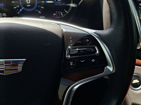 Used 2019 Cadillac Escalade Premium Luxury AWD/4WD image 23