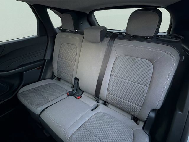 Used 2022 Ford Escape SE FWD image 19