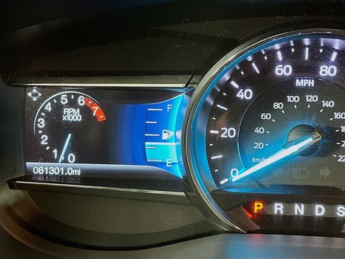 Used 2017 Ford Explorer XLT w/ Equipment Group 202A image 19