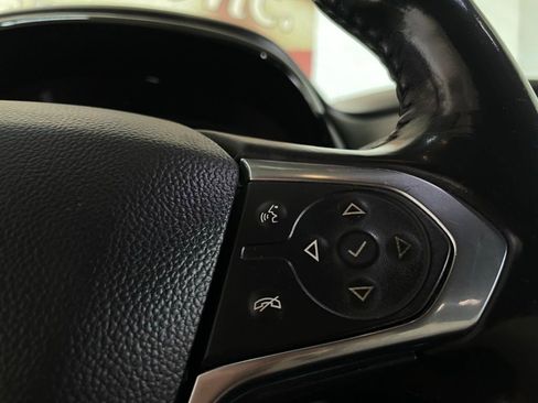 Used 2018 Chevrolet Traverse LT FWD image 30