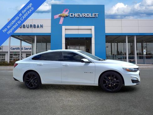Used 2022 Chevrolet Malibu LT w/ Sport Edition FWD image 4