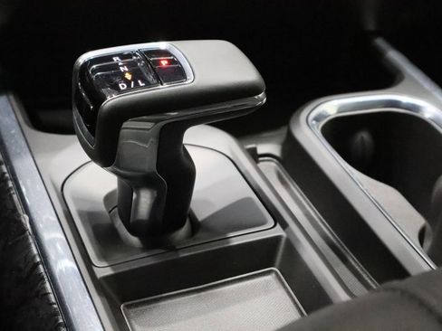 Used 2024 GMC Sierra 1500 Elevation w/ Preferred Package image 13