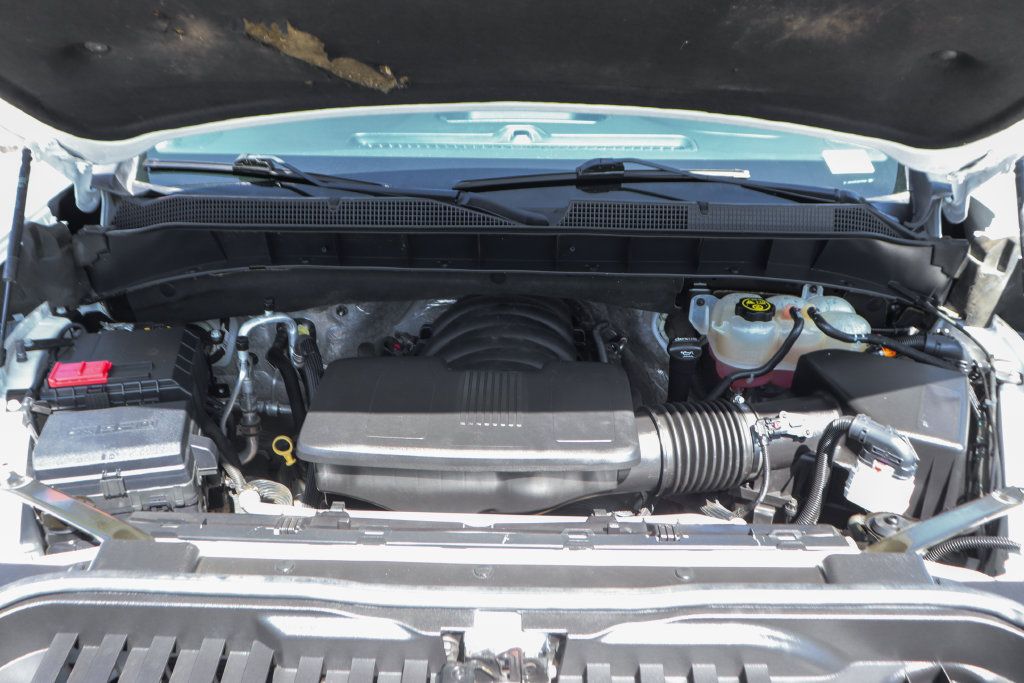 Used 2019 Chevrolet Silverado 1500 LTZ AWD/4WD image 11