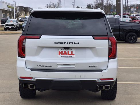 Certified 2025 GMC Yukon Denali w/ Denali Reserve Package image 6