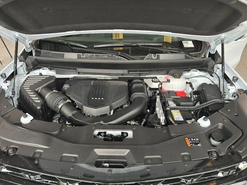 New 2026 Chevrolet Traverse RS w/ LPO, Floor Liner Package image 10