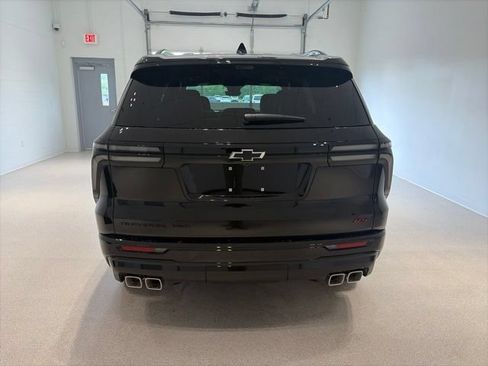 New 2027 Chevrolet Traverse RS w/ LPO, Floor Liner Package AWD/4WD image 5