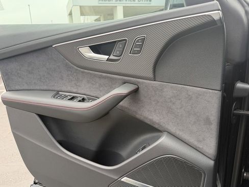New 2026 Audi SQ8 Prestige image 14