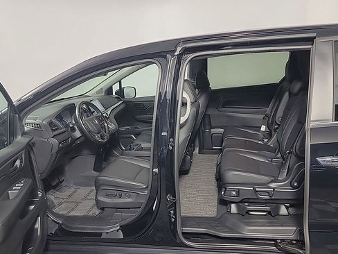 Certified 2024 Honda Odyssey EX-L image 14
