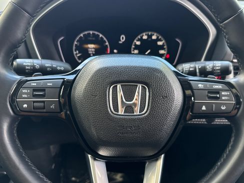 Certified 2023 Honda Pilot Touring image 10