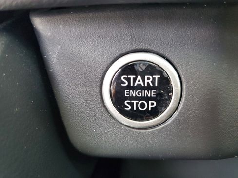 Certified 2022 Nissan Rogue SV w/ SV Premium Package image 24