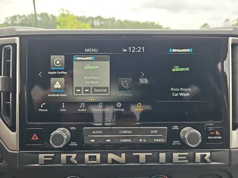 Used 2026 Nissan Frontier SV w/ Tow Package RWD image 22