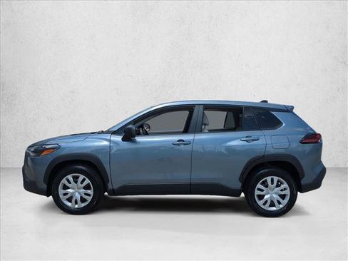 Certified 2026 Toyota Corolla Cross L FWD image 9