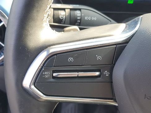 Certified 2024 Chevrolet Equinox EV LT FWD image 22