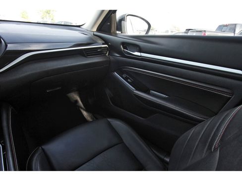 Used 2023 Nissan Altima 2.0 SR image 12