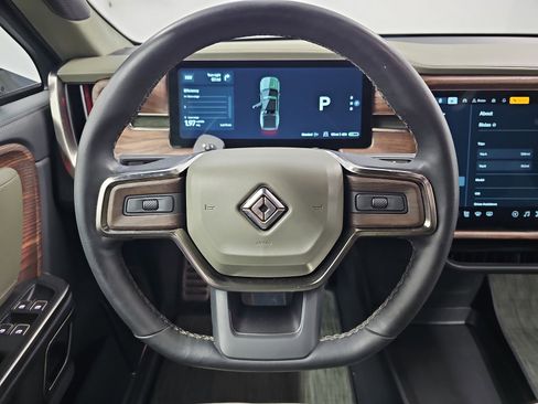 Used 2022 Rivian R1T Adventure image 26