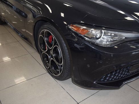 Used 2022 Alfa Romeo Giulia Veloce image 5