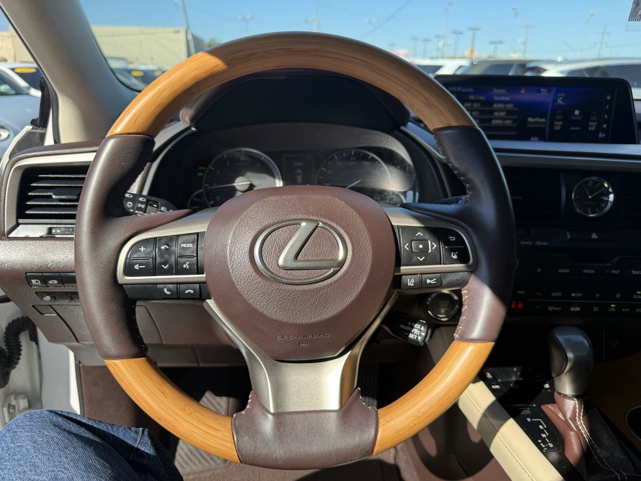 Used 2018 Lexus RX 350 FWD w/ Premium Package image 18