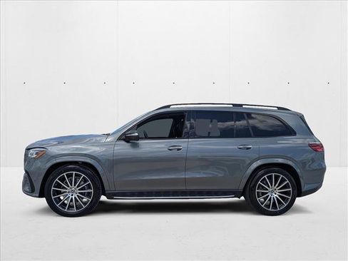 New 2026 Mercedes-Benz GLS 580 4MATIC image 5