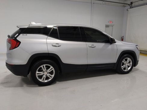 Used 2020 GMC Terrain SL image 10