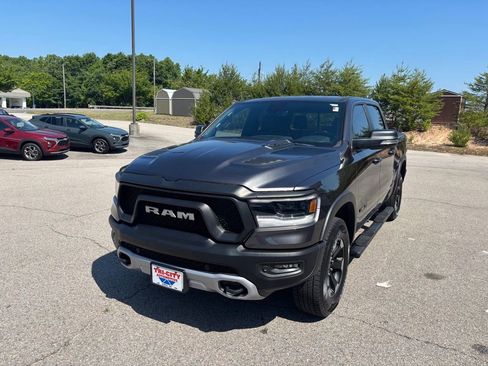 Used 2019 RAM 1500 Rebel w/ Rebel Level 2 Equipment Group AWD/4WD image 3
