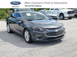 Used 2018 Chevrolet Malibu LT image 1