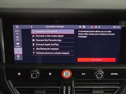 Certified 2025 Porsche Macan AWD/4WD image 17