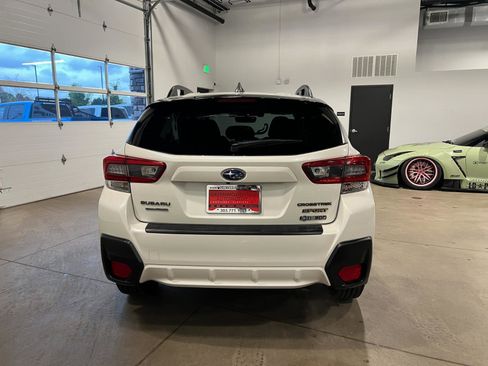 Used 2021 Subaru Crosstrek 2.5i Sport w/ Moonroof Package AWD/4WD image 4
