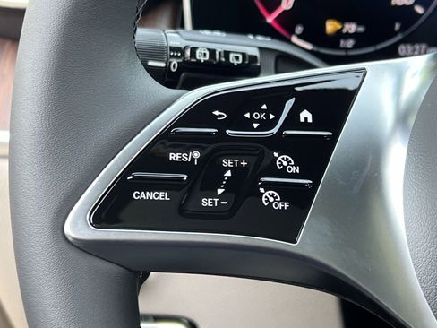 Certified 2025 Mercedes-Benz GLC 300 GLC 300 image 30