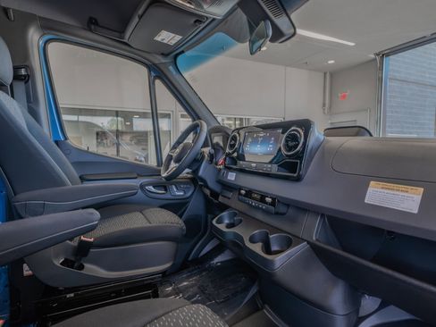 New 2026 Mercedes-Benz Sprinter 144 Cargo image 17