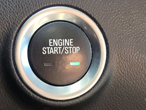 Used 2022 GMC Terrain SLE w/ Driver Convenience Package image 36