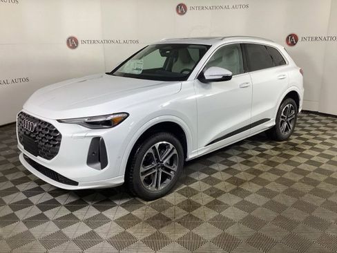 New 2025 Audi Q5 Premium Plus image 1