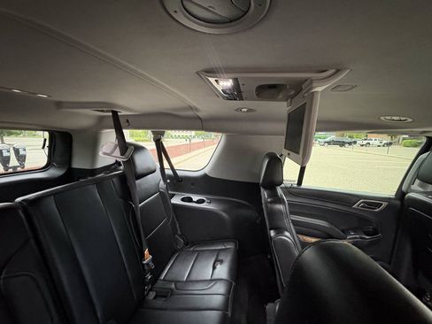 Used 2015 GMC Yukon XL Denali w/ Touring Package AWD/4WD image 33