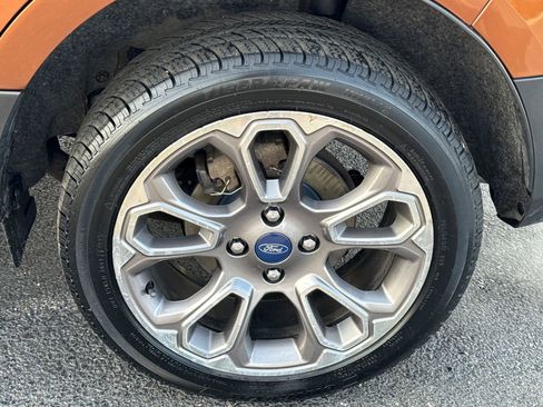 Used 2018 Ford EcoSport Titanium image 11