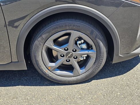 New 2026 Kia K4 FWD image 27