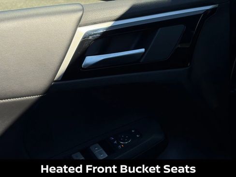 Used 2024 Mitsubishi Outlander SE image 15