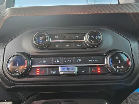 Used 2022 Ford Bronco Outer Banks AWD/4WD image 18