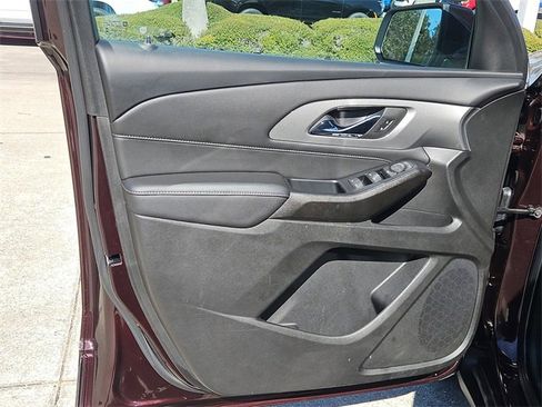 Used 2022 Chevrolet Corvette Stingray Preferred Cpe w/ Engine Appearance Package image 46