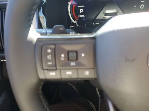 New 2026 Nissan Pathfinder SL image 23