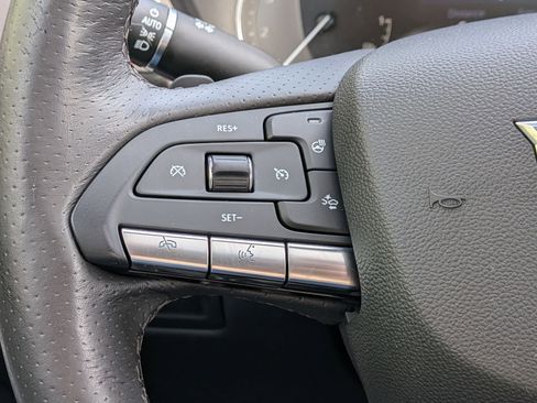 Used 2023 Cadillac XT4 Sport image 17