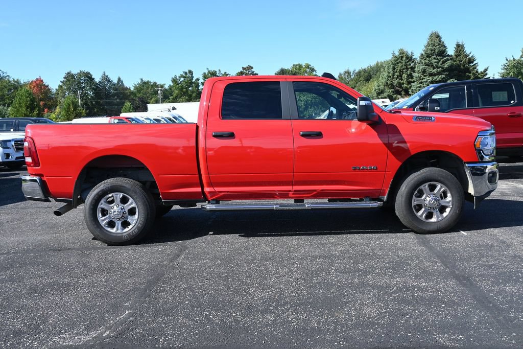 Used 2024 RAM 2500 Big Horn w/ Safety Group AWD/4WD image 4