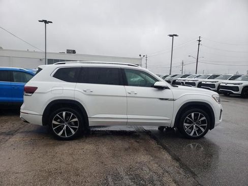 New 2026 Volkswagen Atlas SEL Premium R-Line AWD/4WD image 3