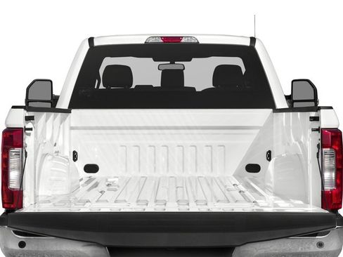 Used 2017 Ford F350 XLT w/ Snow Plow Prep Package AWD/4WD image 12