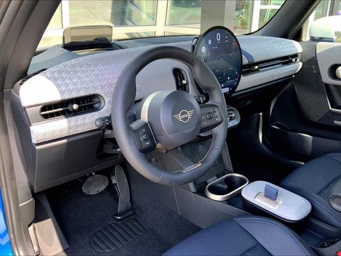 New 2026 MINI Cooper 2-Door Hardtop image 8